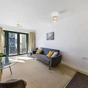Apartment Luxe 1 Bed Flat 5 Mins To Stratford - Free Parking, London